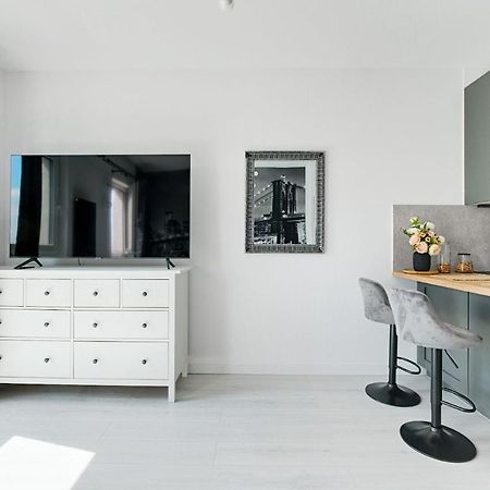 바르샤바 Targowa 10 London Studio 아파트 외부 사진